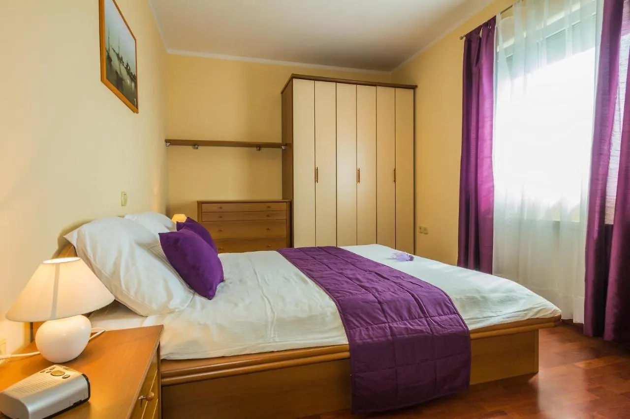 Family Friendly Apartments With A Swimming Pool Opatija - Volosko, Opatija - 15071 0*,